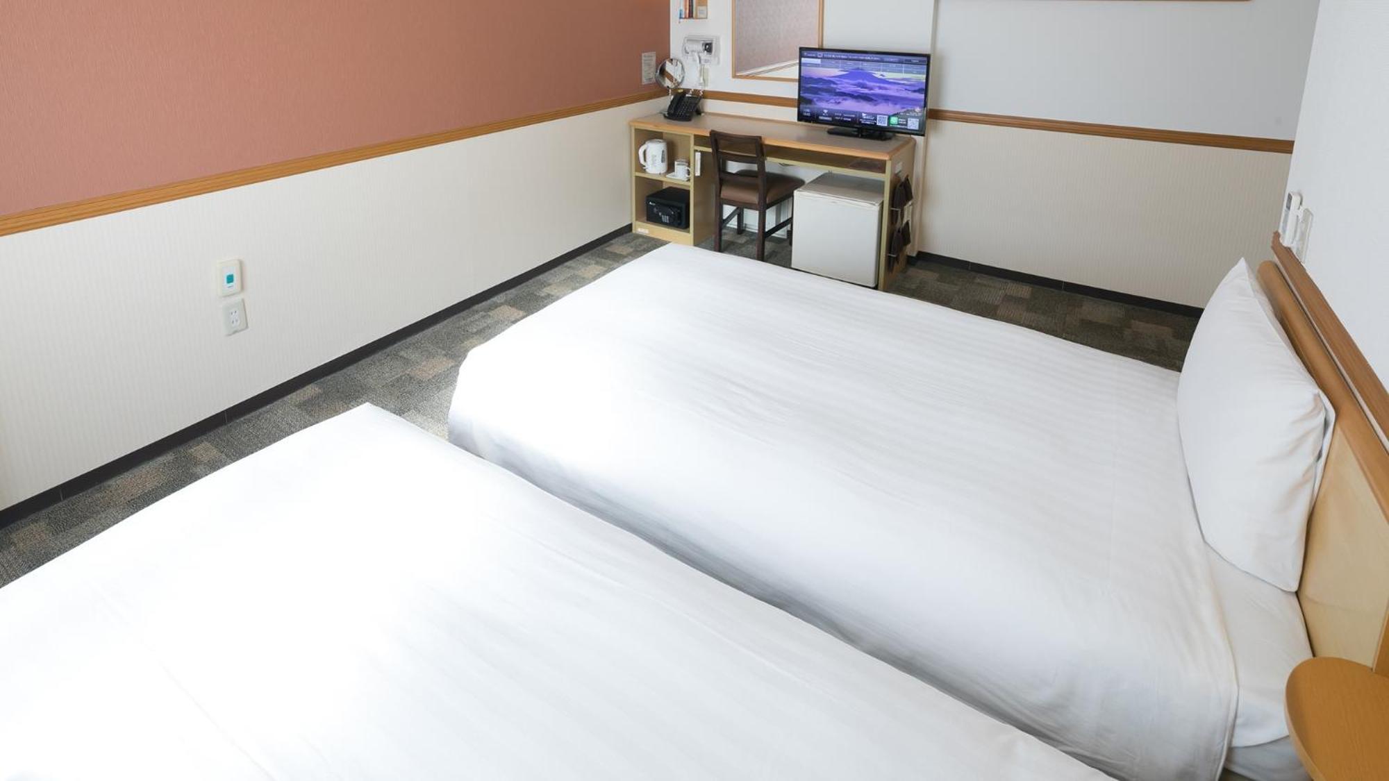 Toyoko Inn Tokyo Shinagawa-Eki Takanawa-Guchi Room photo